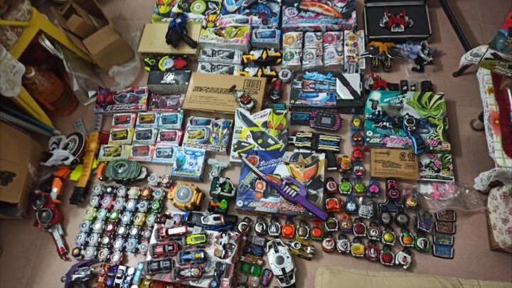 Tas Keberuntungan Kamen Rider! 18888 adalah tas keberuntungan terbesar! 5 kotak besar bahkan tidak d
