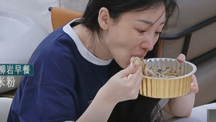 The sisters’ breakfasts vary: Wellness Squad, Carb Squad, Fitness Squad!