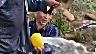 去年买了3斤，村子现在还在抗洪[大哭]