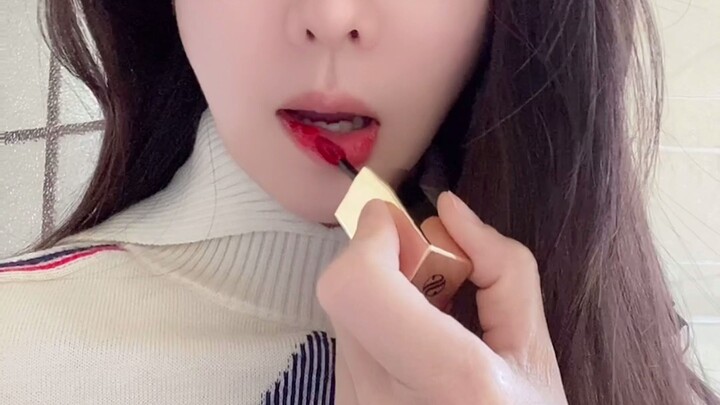 Today, I’m going to show you my feminine side. Hope you won’t be unappreciative!