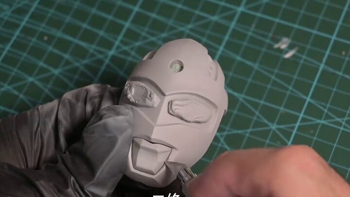 The most restored episode? Ultra Seven paint job display