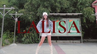 LISA - LALISA Cover Dance with the Same Outfit