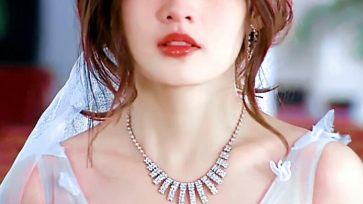 Her face is totally sweet and adorable—people just mistake her for having a “tragic” or “hard-luck” 