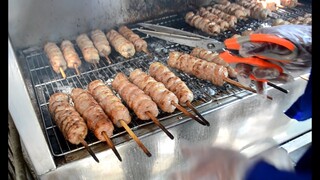 Đội nắng xếp hàng đợi ăn bún nem nướng "khổng lồ" hơn 18 năm