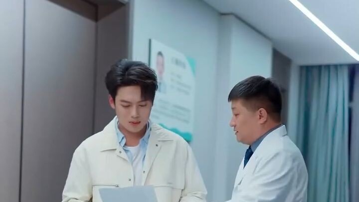 ลูกเขยโดนหย่าถูกเหยียด ขับแท็กซี่สู่ทางตัน แต่ดันปลุกพลังเทพ กลายเป็นคนที่ทั้งโลกต้องแย่งตัว