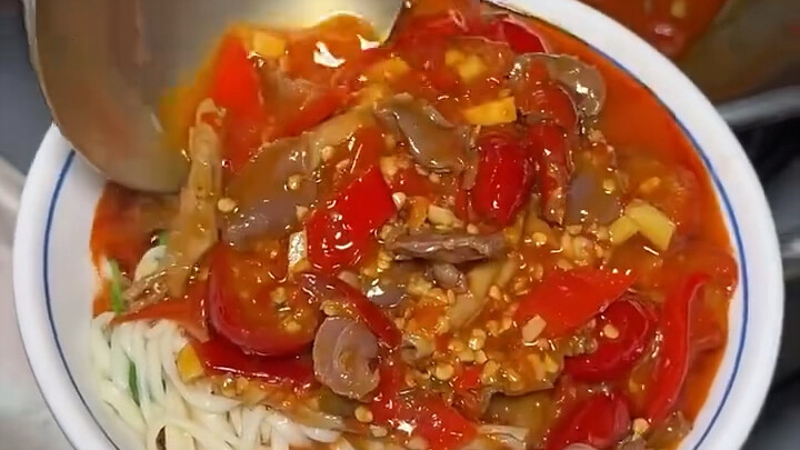 Chengdu Street-Style Liver Noodles—This Flavor Is Off the Charts!
