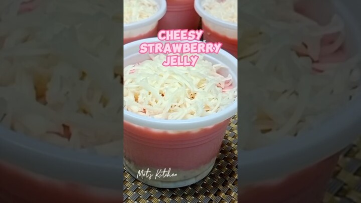 Cheesy Strawberry Jelly Dessert#jellydessert #cheesydessert #easyrecipe #simpledessert #metskitchen