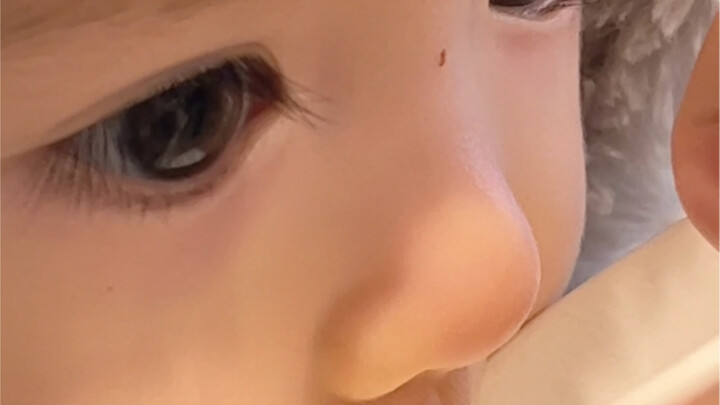 ครั้งแรกที่ลูกน้อยได้ดื่มเบบี้ชิโน รสชาติดีมากเลย!