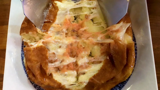 มันฝรั่งชีสกับไข่ปลาพอลแล็ค - Korean Street Food
