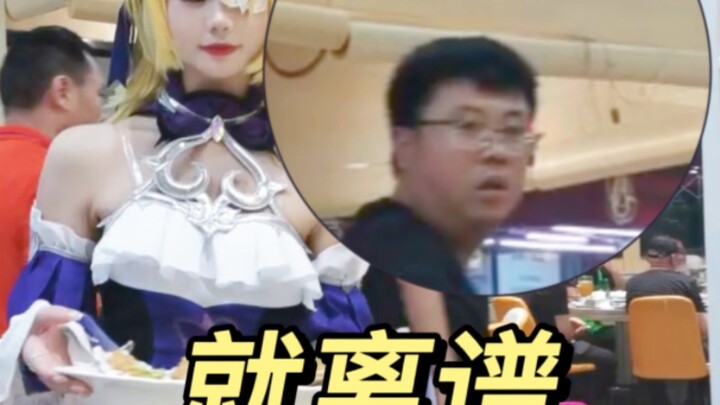 [First Beast Cat] Big bro's eyes are practically drooling...