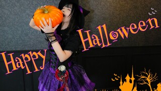 Dance with "Happy Halloween".