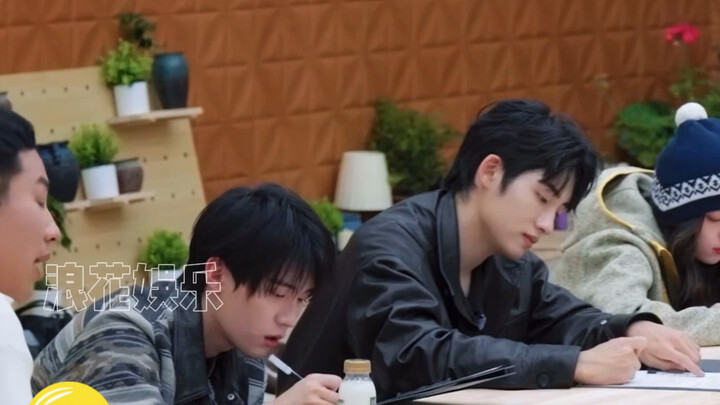 เมิ่งจื่ออี้ คุณมีความหนาแน่นทางอารมณ์แบบนี้ ทำอะไรก็น่ารักจนฉันใจละลายไปหมด