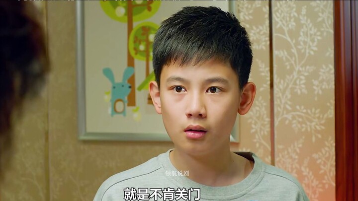 Cậu bé chỉ nhờ bà ngoại nấu cho mình một bữa cơm, vậy mà mẹ kế lại ra tay đánh đập cậu dữ dội