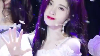 جو جينغيي: لا يمكنني أبدًا أن أرفض اللطف الصادق! كفتاة، حقًا ستأثر بي مثل هذه اللطافة... الفتيات يفه