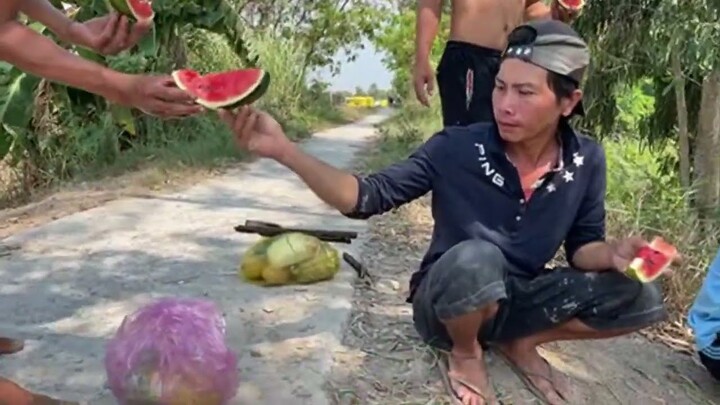 ĂN Ô MÔI