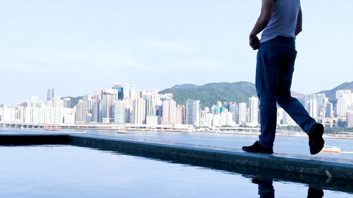 การแนะนำตัวของนักบัลเล่ต์หนุ่ม