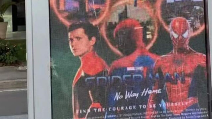 โรงภาพยนตร์ต่างประเทศเพิ่งนำโปสเตอร์หนัง Spider-Man 3: No Return มาฉาย เพื่อกดดัน Marvel ซึ่งตอนนี้ไ