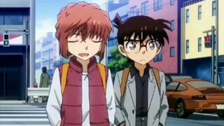 Saya merasa gaya lukisan Conan di Kaitou Kidd terlihat lebih bagus.