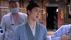 การถ่ายทำ "Sauve Acacia" ของ Yang Zi นั้นตลกมาก เขาเป็นพี่ชายคนที่หกในภาพยนตร์เรื่องนี้ แต่เขาคือ Li