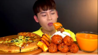 mukbang Chicago Pizza Với Chân gà Ngọt #amthuc #monngon