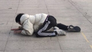我又幻想了，一公交车的女生爱上了我，曲折离奇的故事犹如我曲折离奇的人生