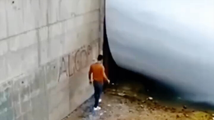 Sức mạnh của dòng nước rốt cuộc có thể lớn đến đâu? Giải đáp khoa học