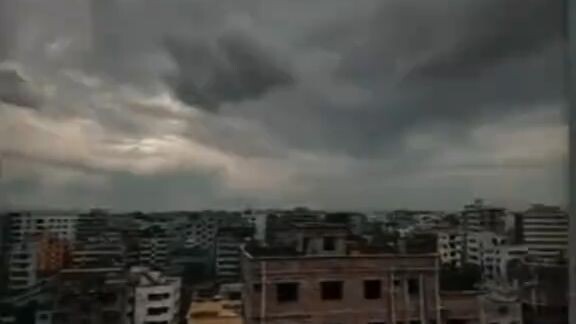জীবনে যাদের জন্য...নিজের সুখ ত্যাগ করবেন, একদিন দেখবেন তারাই সবার প্রথমে আপনাকে ত্যাগ করবে