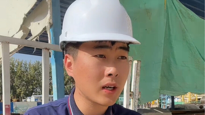 Why do construction firms favor recent graduates in civil engineering?