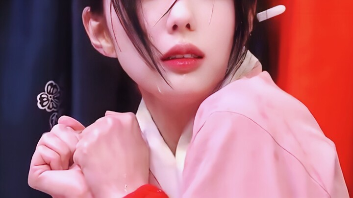 我见犹怜小白花，这姐当年一句好凉就出圈了