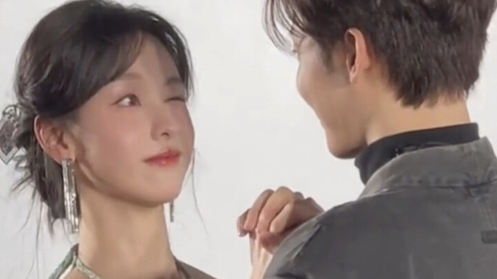 Bạn toi rồi, bị Đậu Đậu câu dính mồi mất rồi [Trần Đô Linh - Hầu Minh Hạo]