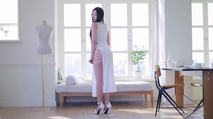 韩国网红美女主播{Donggeuran}董顾冉你的佟科长12