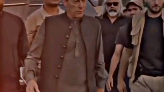Pti 😥😥