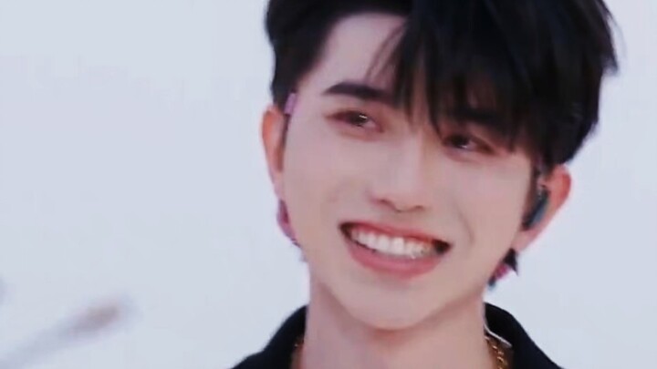 ทรมาณหนัก! พอไม่มีคนดู เขาก็ดูเศร้าจนเห็นได้ชัดเลย… 【ไช่ สวี่คุน】