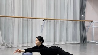 兵长牺牲了 毁灭吧 不看了 跳舞去