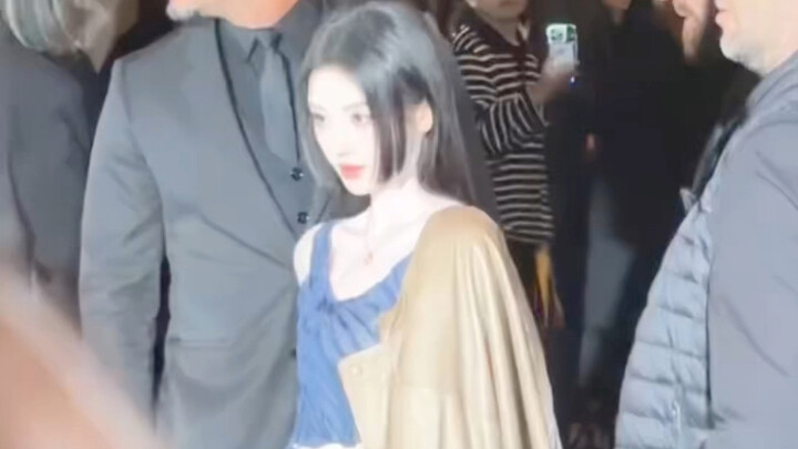 Video asli dari lokasi sesungguhnya sudah tayang, dan yang disebut “orang awam” itu menghilang!