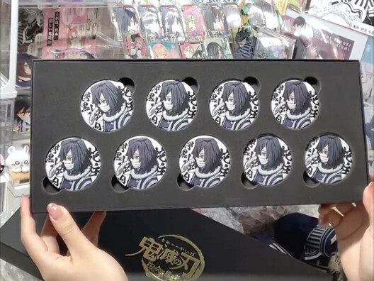 فتح علبة لوحة كبيرة بقيمة ألف يوان من Snake Pillar