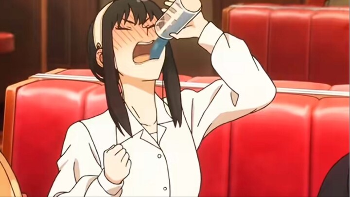 Mami kalo minum terlalu brutal…!!