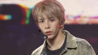 RIIZE最新回归曲Boom Boom Bass首舞台