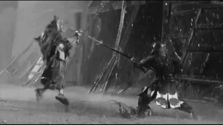 “雨夜覆甲 不见真颜！”