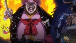 The weakest of the old four emperors is Big Mom, her record is really too bad