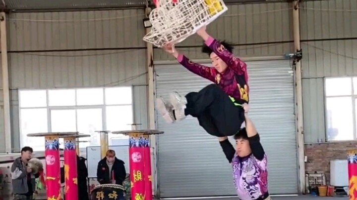 التراث الثقافي غير المادي - عرض رقصة أسد زهرة البرقوق