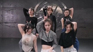 [Chromosome Girls Group] Just this part, it's not Audition, what else is it? The strength is too sca