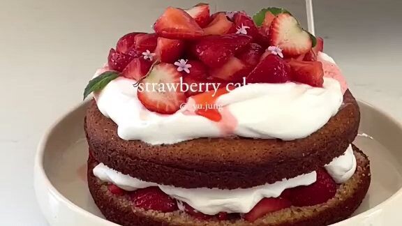 Strawberry Cake