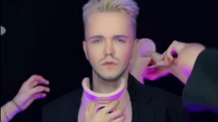 Cổ: Vẫn tiếp tục chứ?