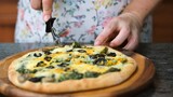 พิซซ่าหน้าผักโขม (ENG SUB) (RECIPE) veggie pizza with spinach topping