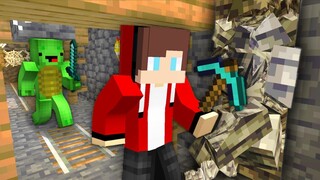 Speedrunner VS Hunter In REALISTIC MINECRAFT JJ and Mikey SUPER challenge (Maizen Mizen Mazien)