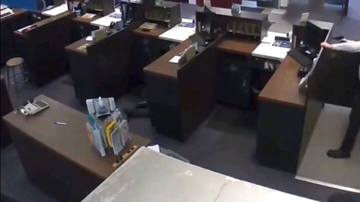 Black man shot dead during robbery abroad
