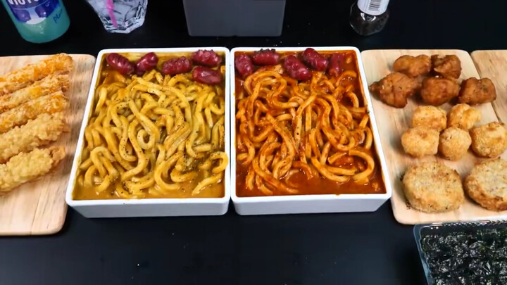 [Mukbang] Mì cà ri + Mì cay siêu cấp + Tôm chiên + Hành chiên giòn rụm