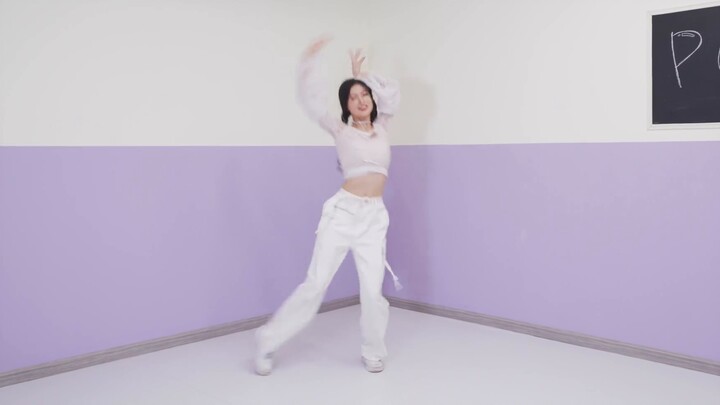 [Su Si Miao] Lin Nalian siêu dễ thương biểu diễn toàn bộ ca khúc "POP!" và nhảy trong 5 bộ trang phụ