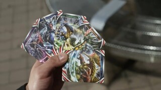 Kartu monster yang muncul di Orb